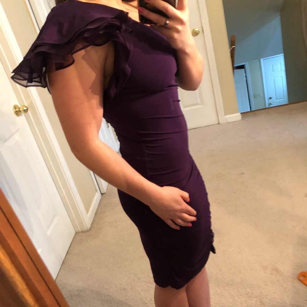 ❌SOLD❌✨HP✨Bebe purple one shoulder dress size xs - Picture 3 of 8